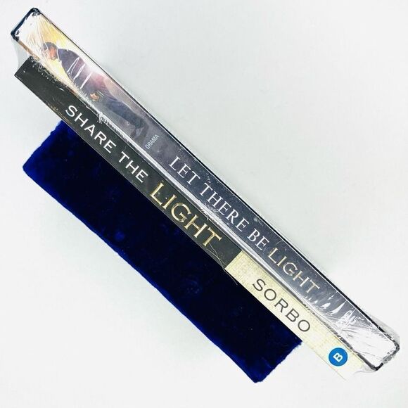 LetāThereĀ BeāLightāDVDāGiftāSet - Picture 2 of 6